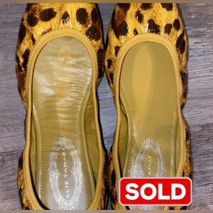 NEW Elie Tahari Penelope Ballet Flats 100% Leather Size 41 (P)